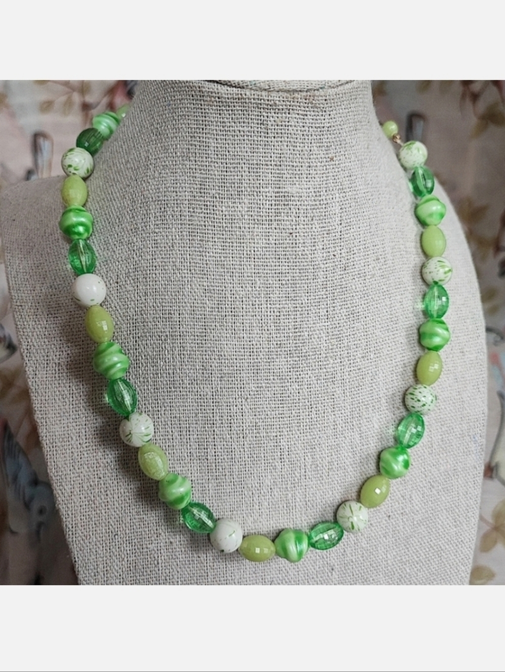 West Germany Plastic Light Weight Green Molded Faceted Beaded Vintage Necklace